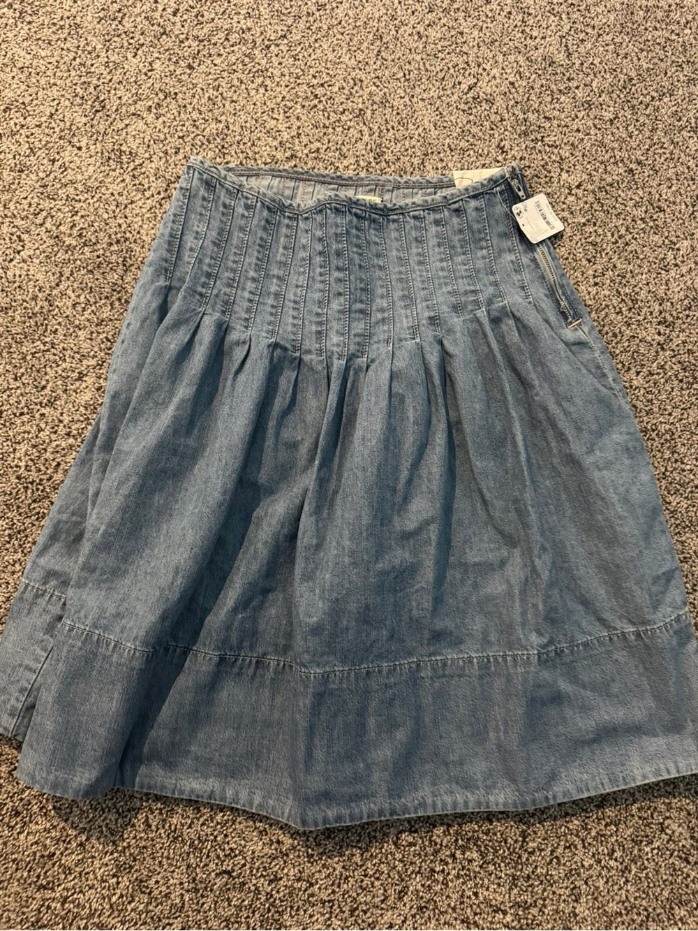 We The Free skirt size 4 NWT